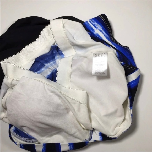 Skye One Piece Swimsuit Small - Picture 7 of 12